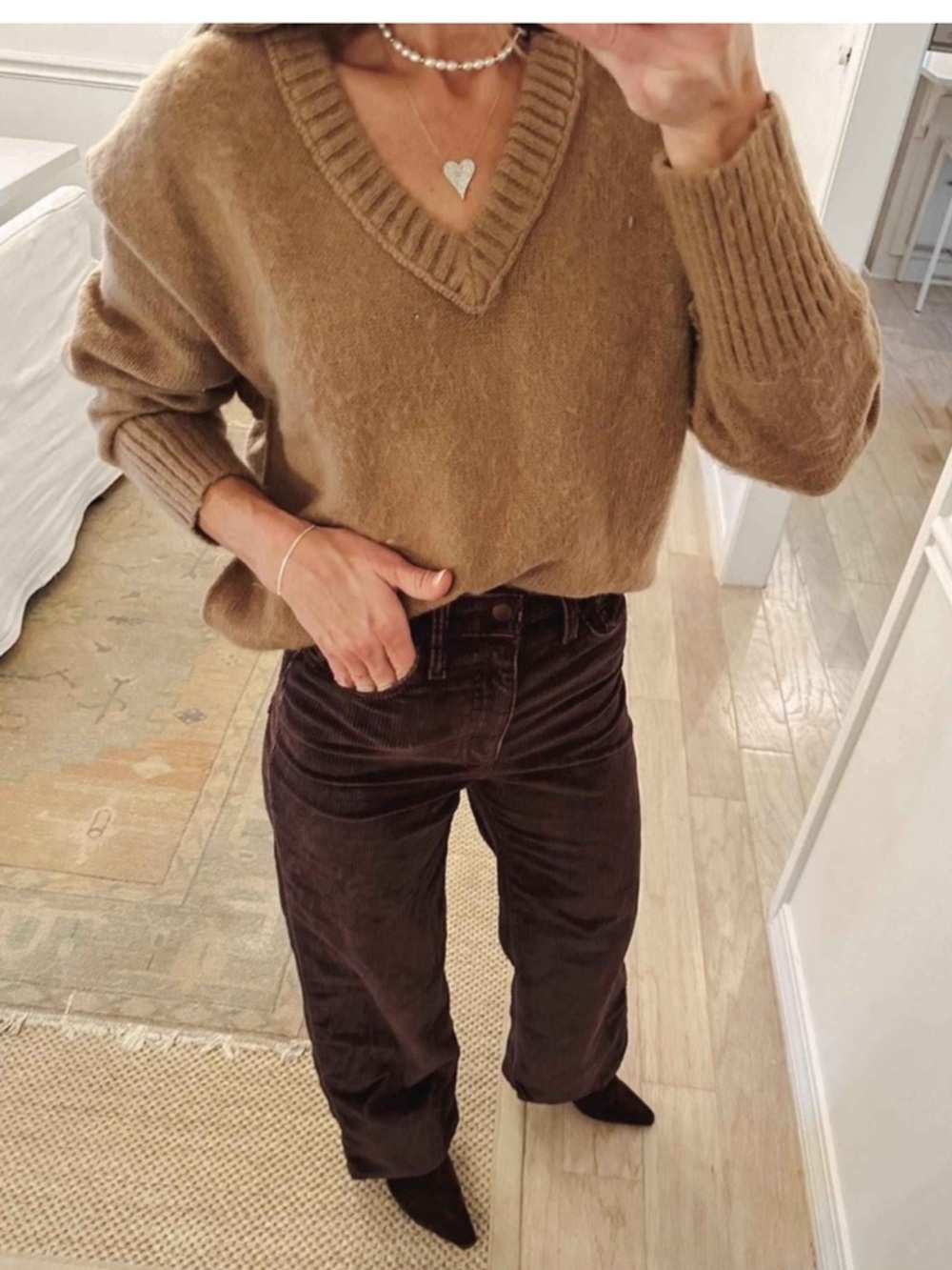 Universal Thread High-Rise Corduroy Wide-Leg Pants — Brown Size 8
31 inch inseam